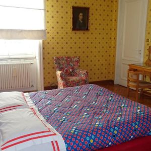 Camera con letto king size
